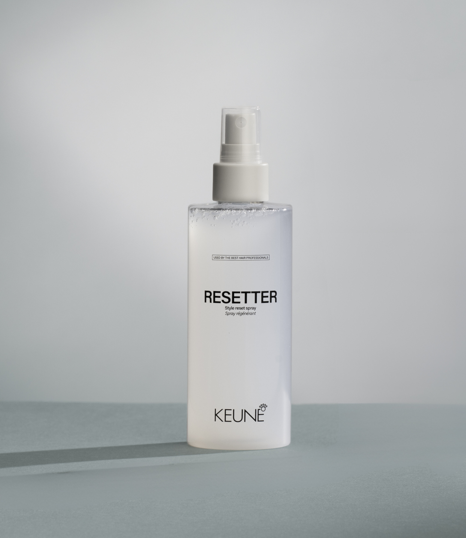 Keune Resetter - Spray régénérant. Protecteur thermique, enrichi en prébiotiques, romarin et bétaïne. Idéal pour produits cheveux anti-frisottis.