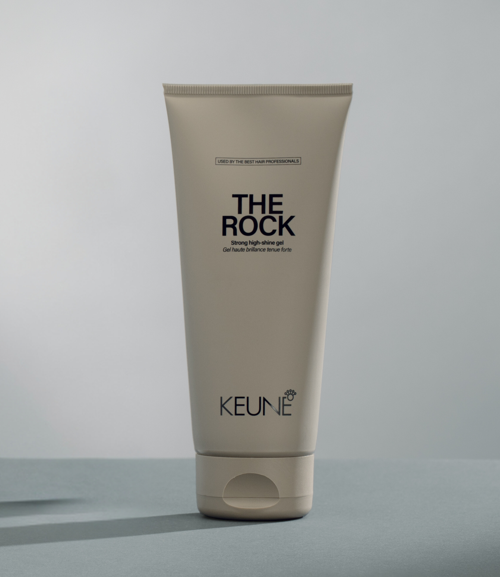 Keune The Rock - Haargel für intensiven Glanz: Ultimativer Halt, müheloser Wetlook und Crunchy-Effekt. Perfekt für starkes Haarstyling und glattes Finish.